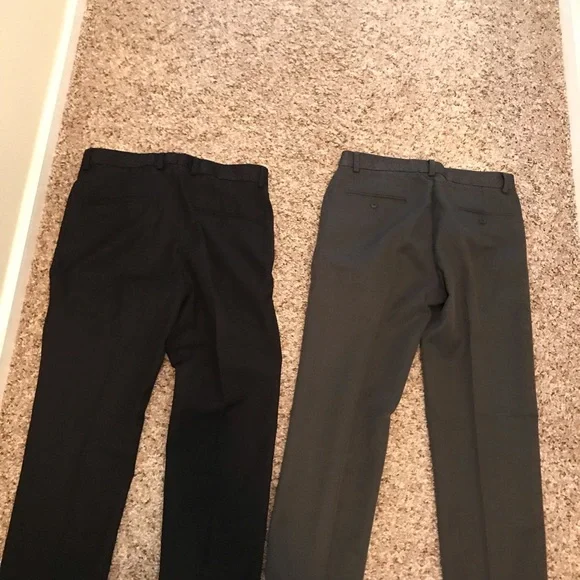 👖 2pair $20 Young Men’s pants - Picture 2 of 4